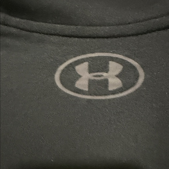 Men’s Under Armour Tech 2.0 Black Long Sleeve 1/2 zip {Medium} - Picture 5 of 8